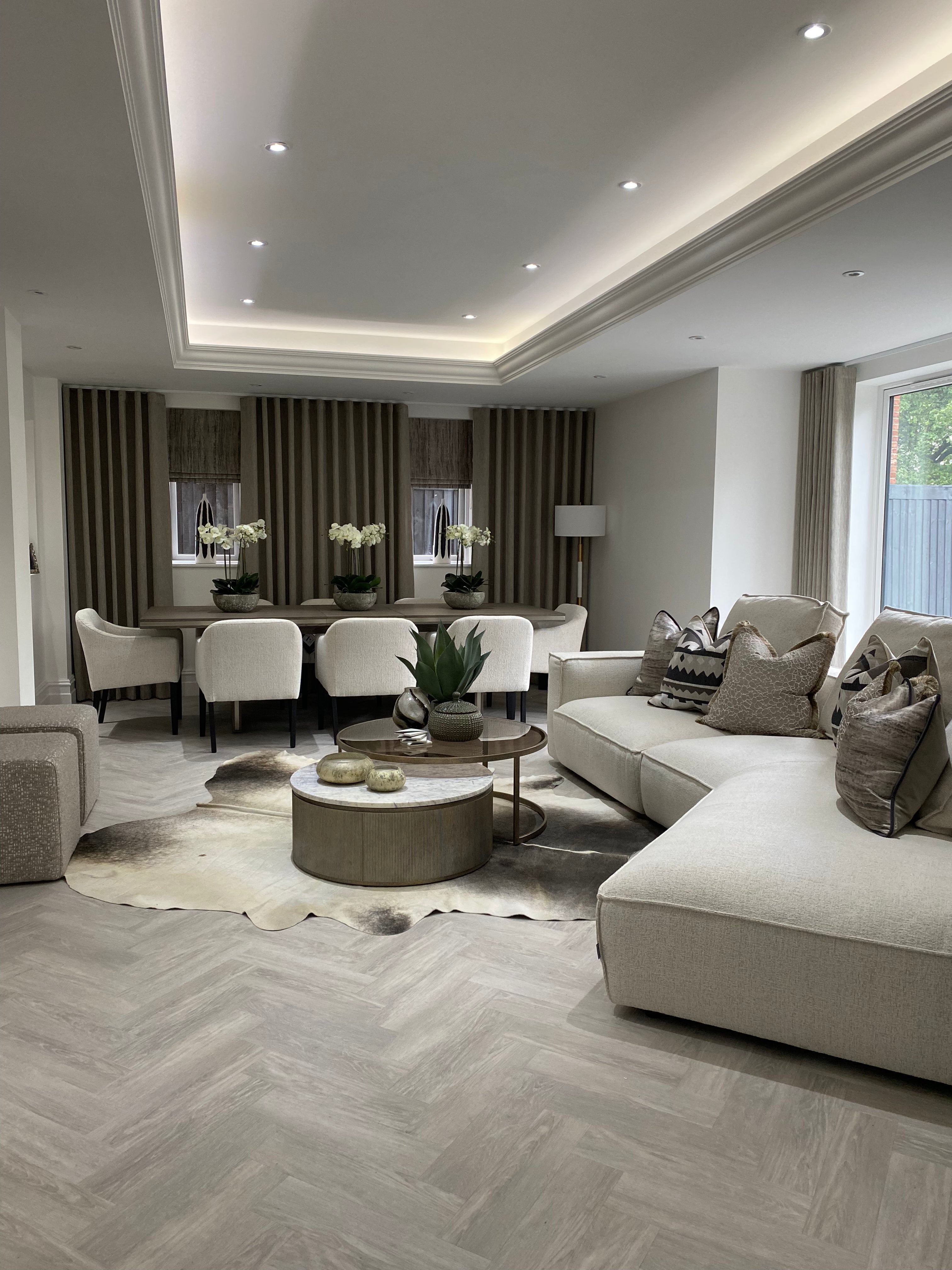 Home & Furniture