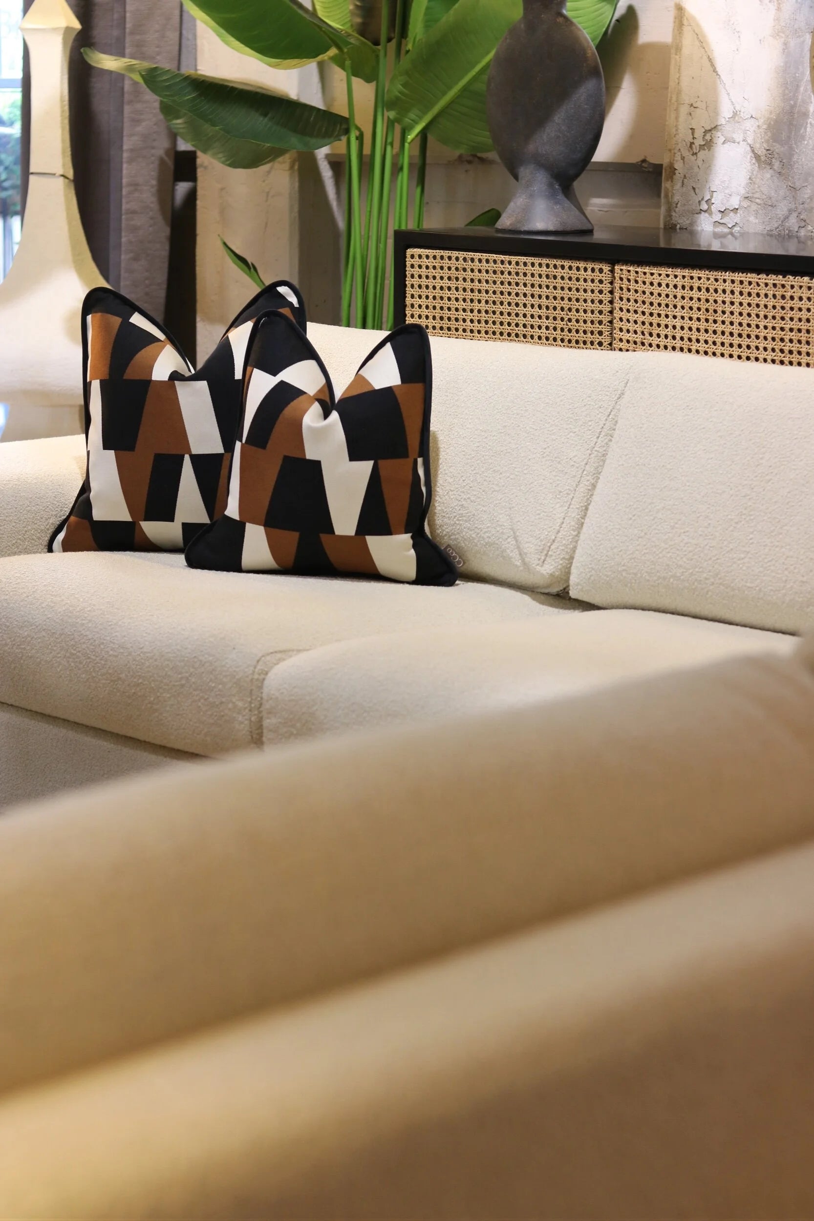 Cartago Sofa