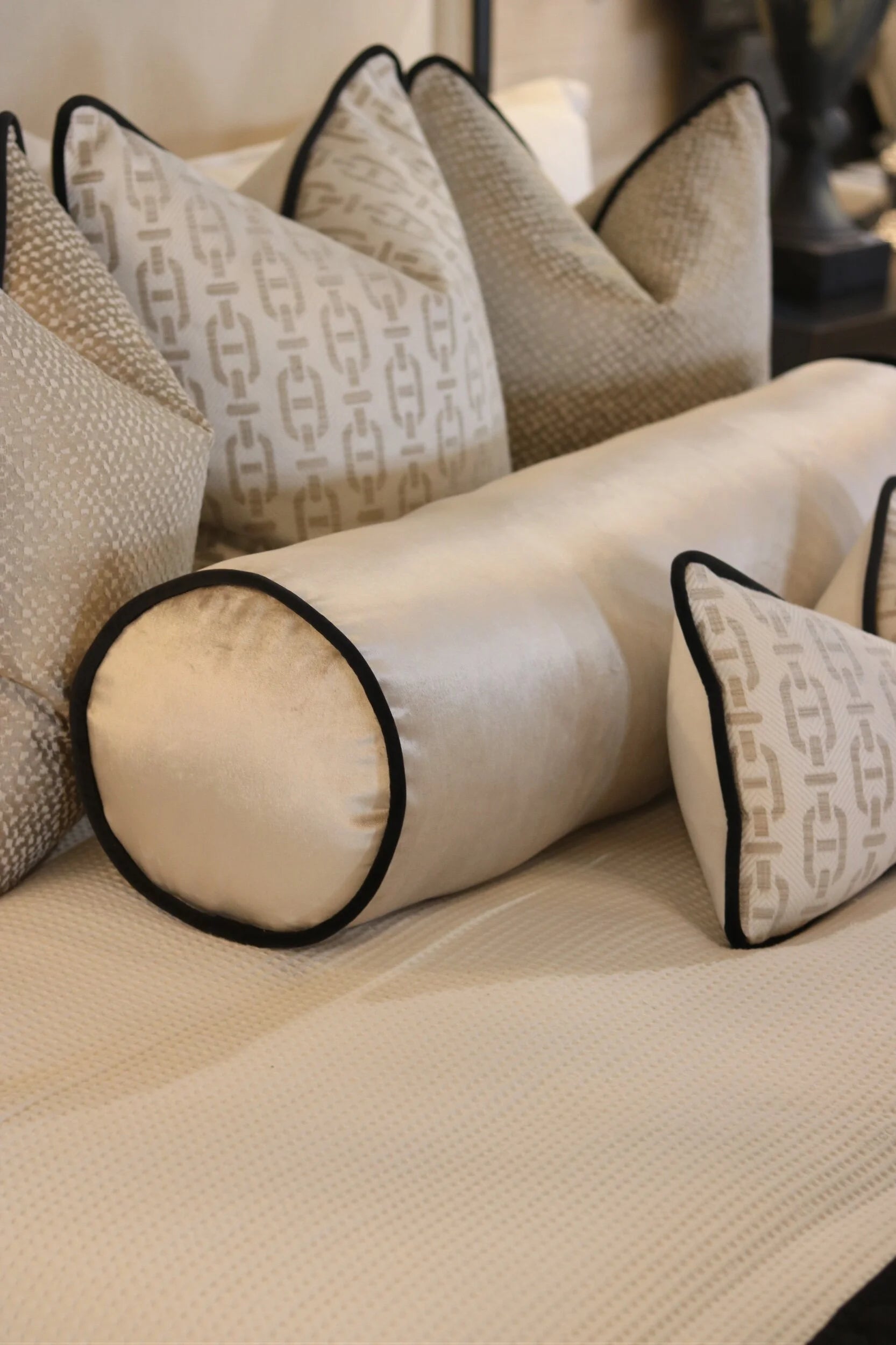 Andrew Martin 'Burlington String' Bed Cushion Set
