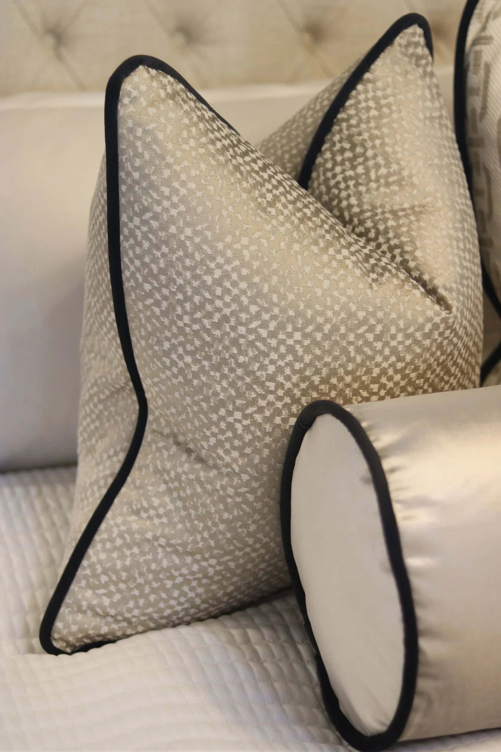 Andrew Martin 'Burlington String' Bed Cushion Set