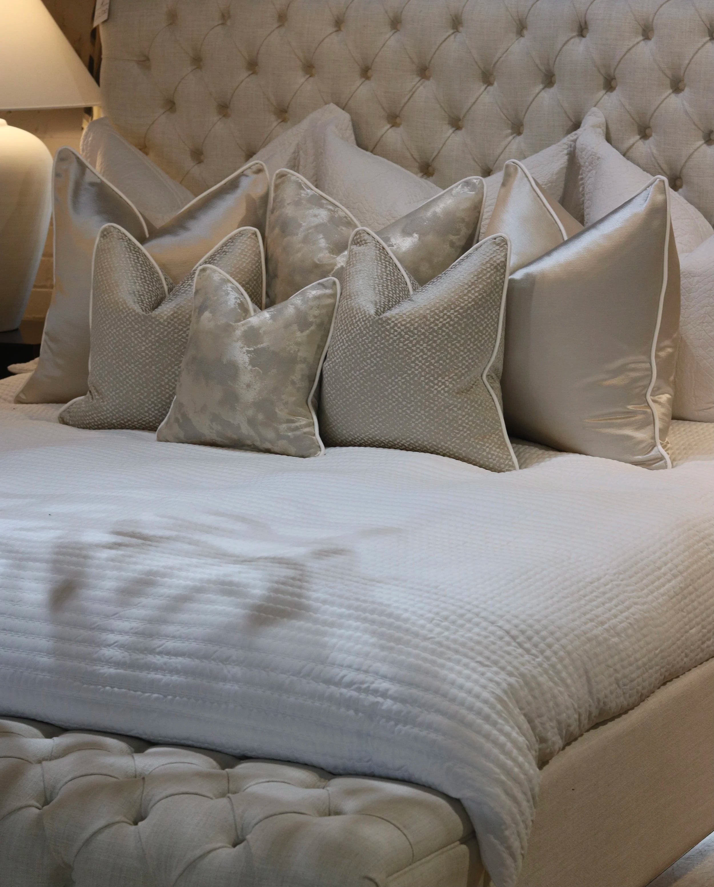 The Pearl Bed Cushion Set
