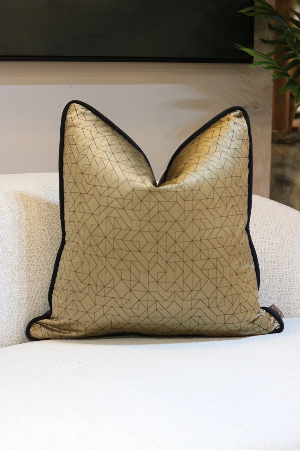 Ares Gold Cushion
