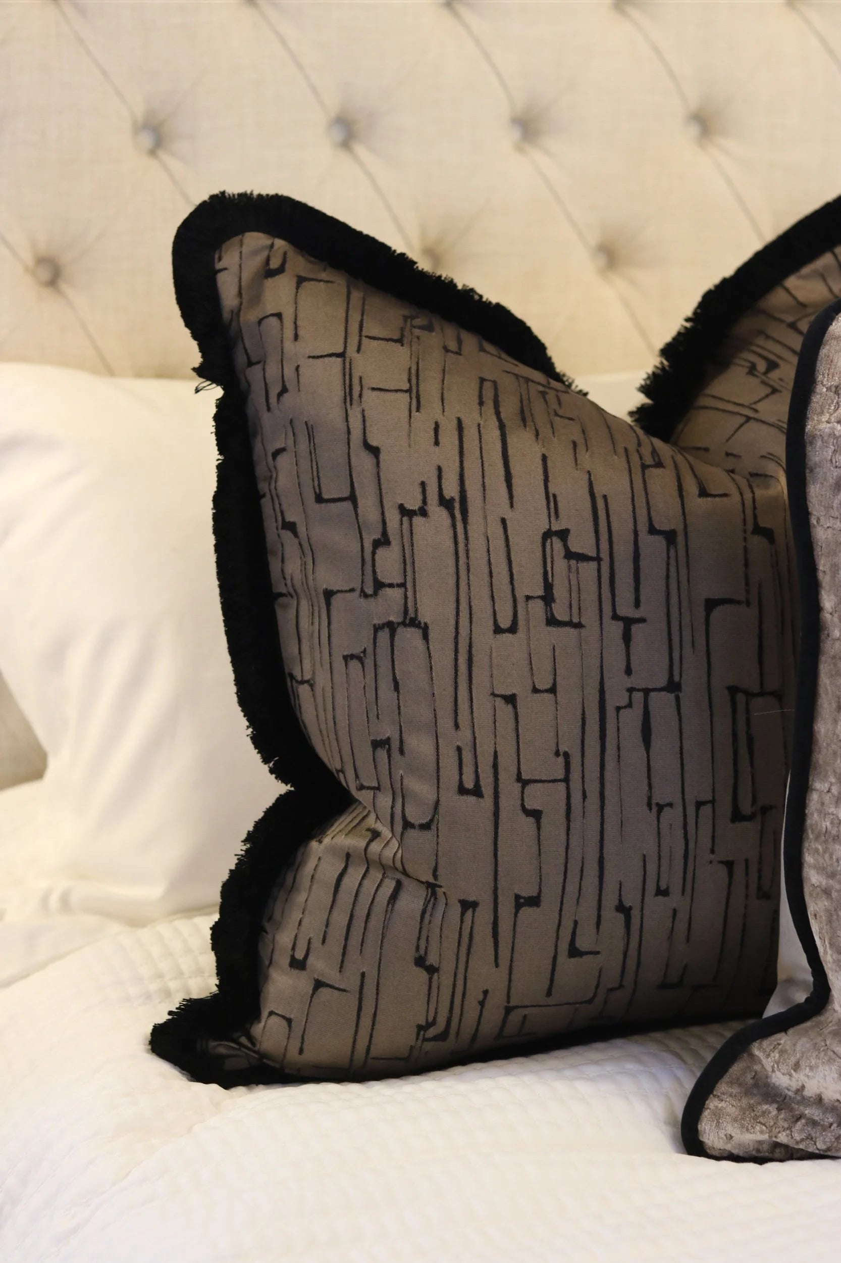 Ellice Moonbeam Bed Set