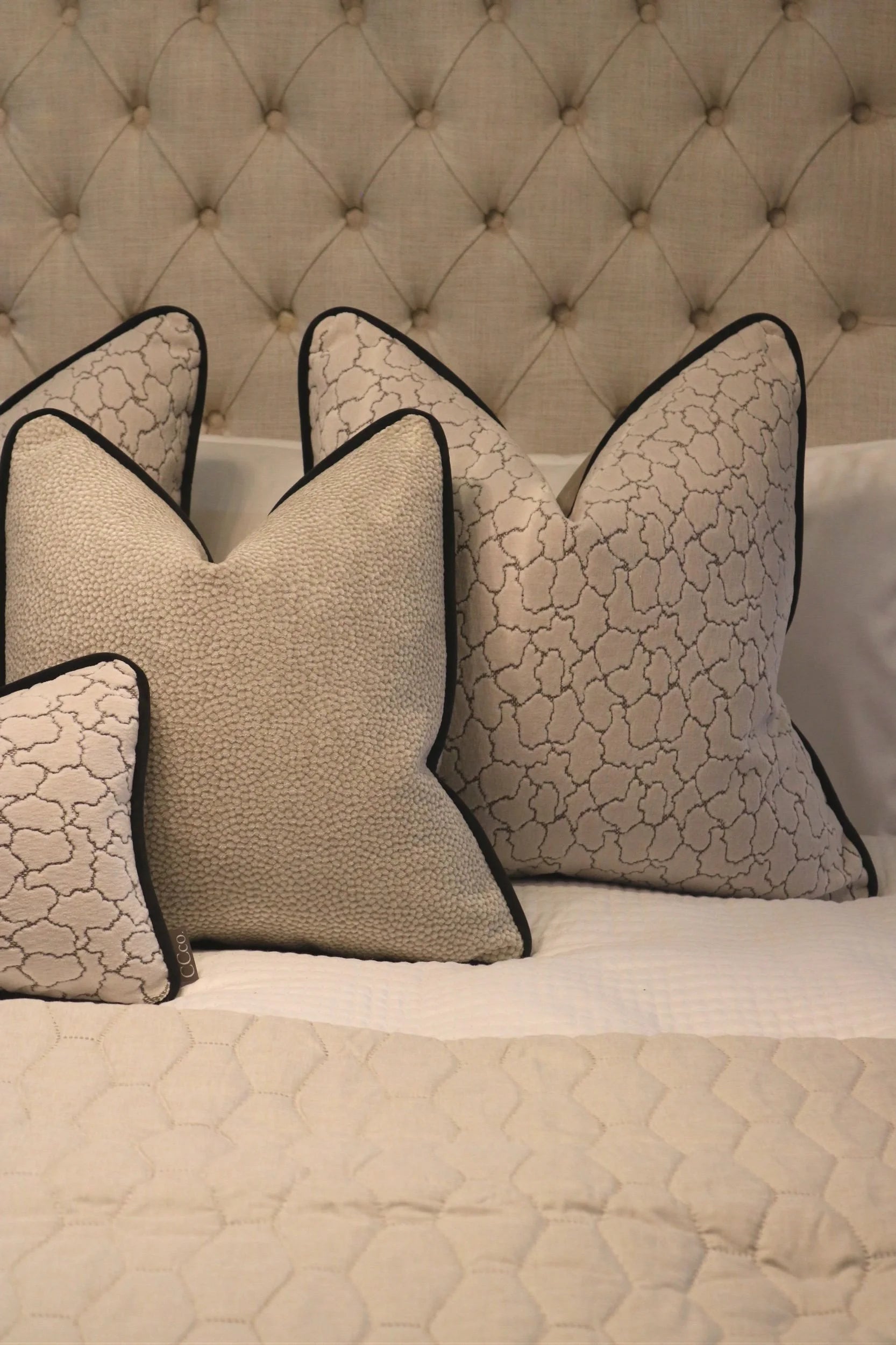 Rockliffe Stone Bed Cushion Set