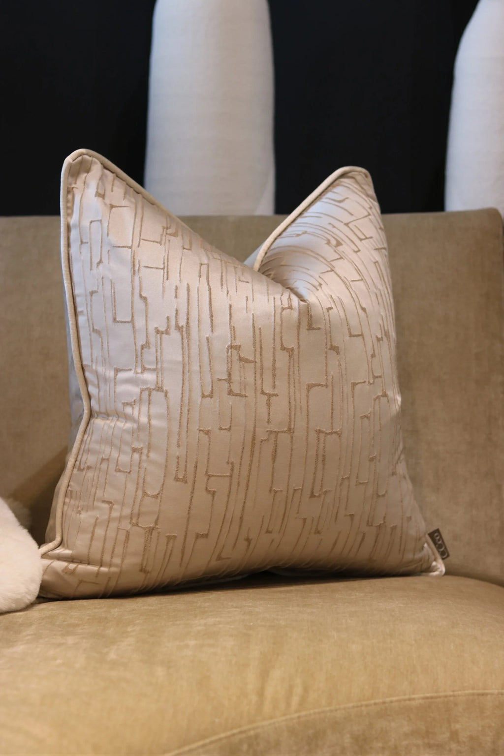 Hera Tusk Cushion