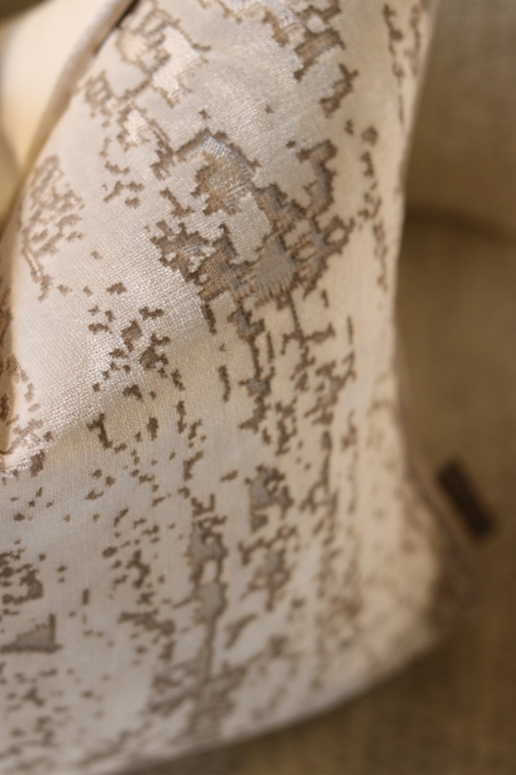 Grimaldi Moonbeam Cushion
