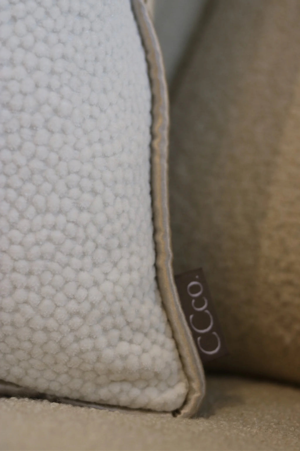 Rodin Chalk Cushion