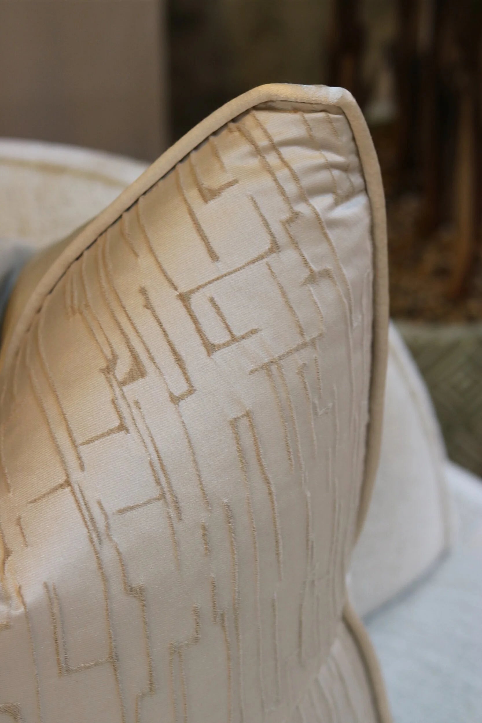 Hera Tusk Cushion