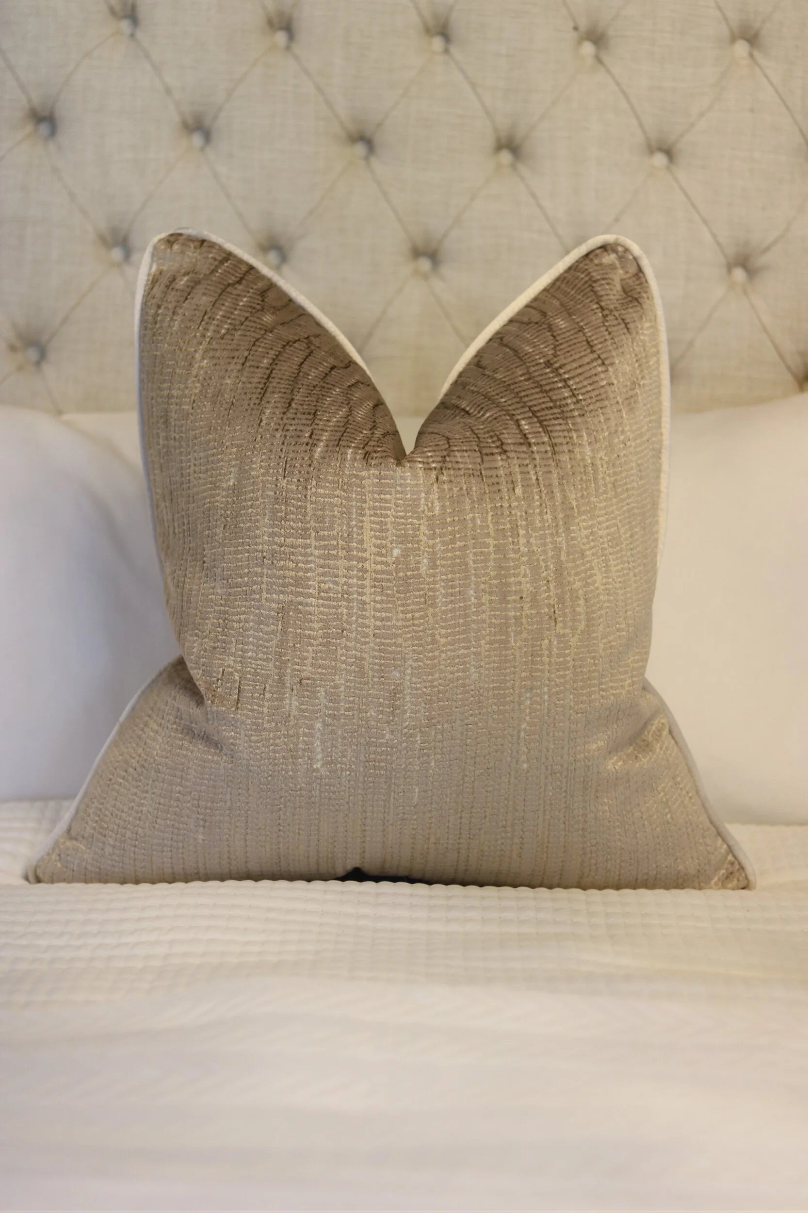 Whittle Clay Cushion
