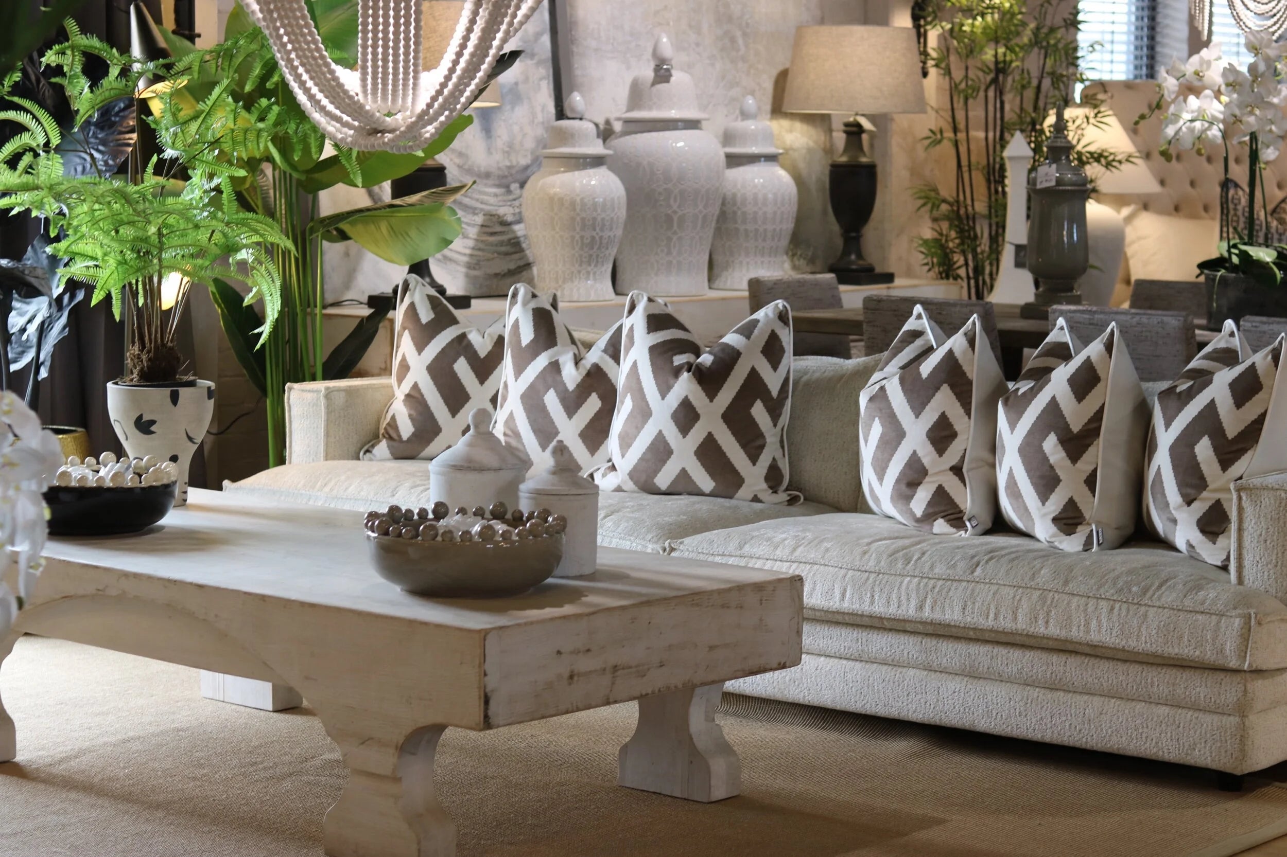 Agir Sofa