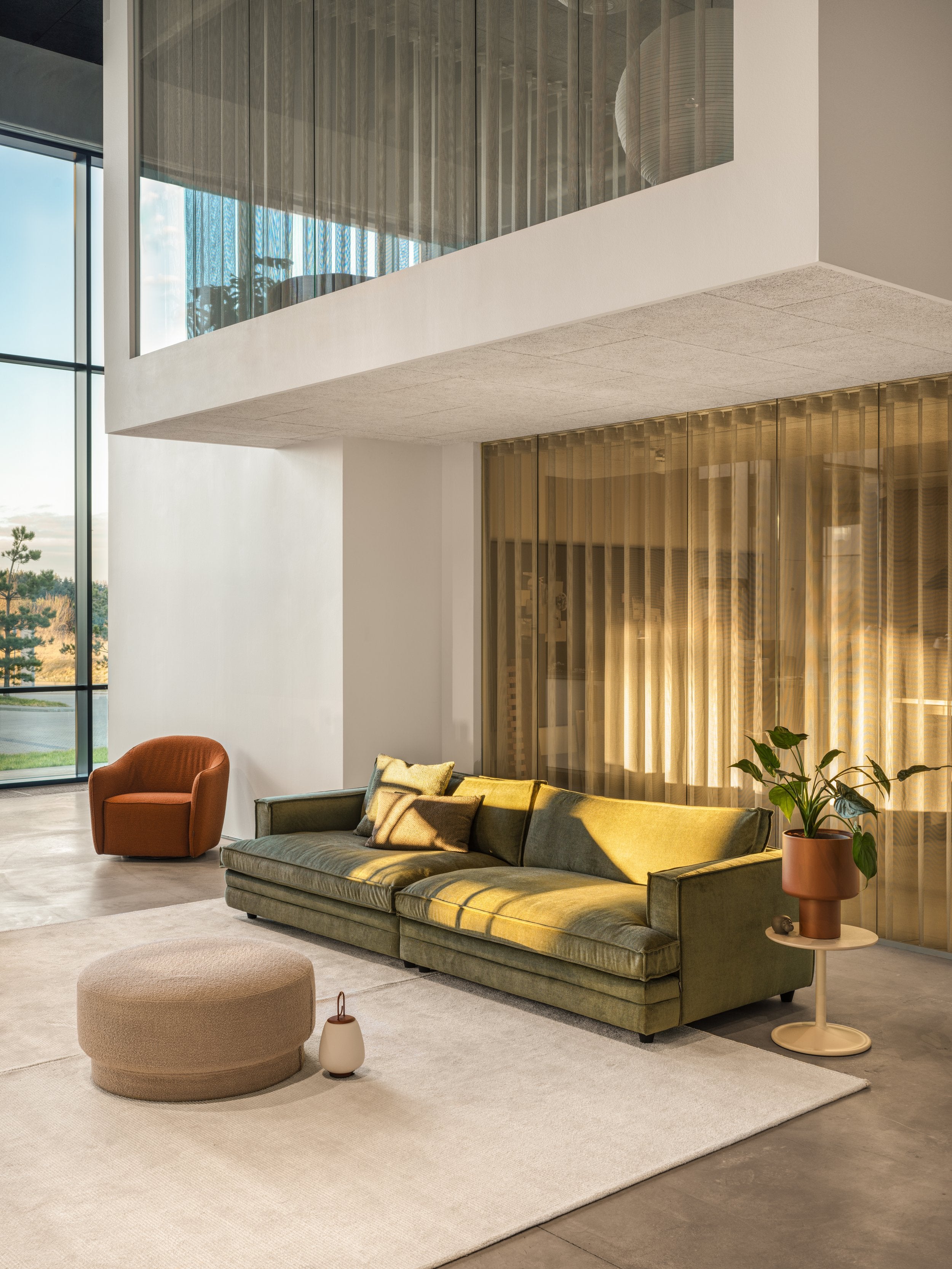 Agir Sofa