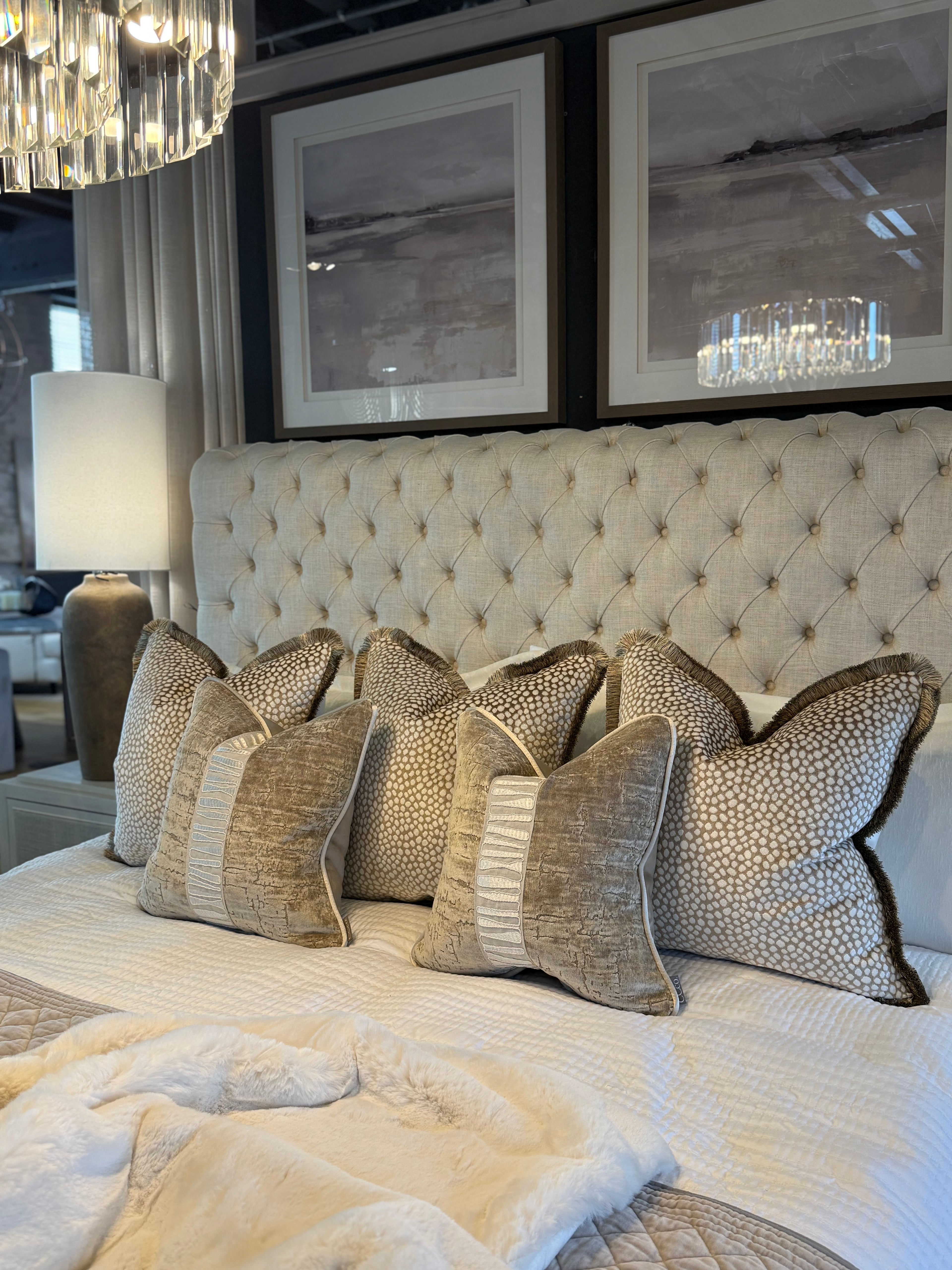 Borla Sable Luxury Bed Cushion Set