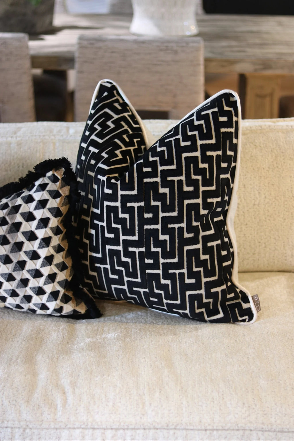 Biscaya Noir Cushion