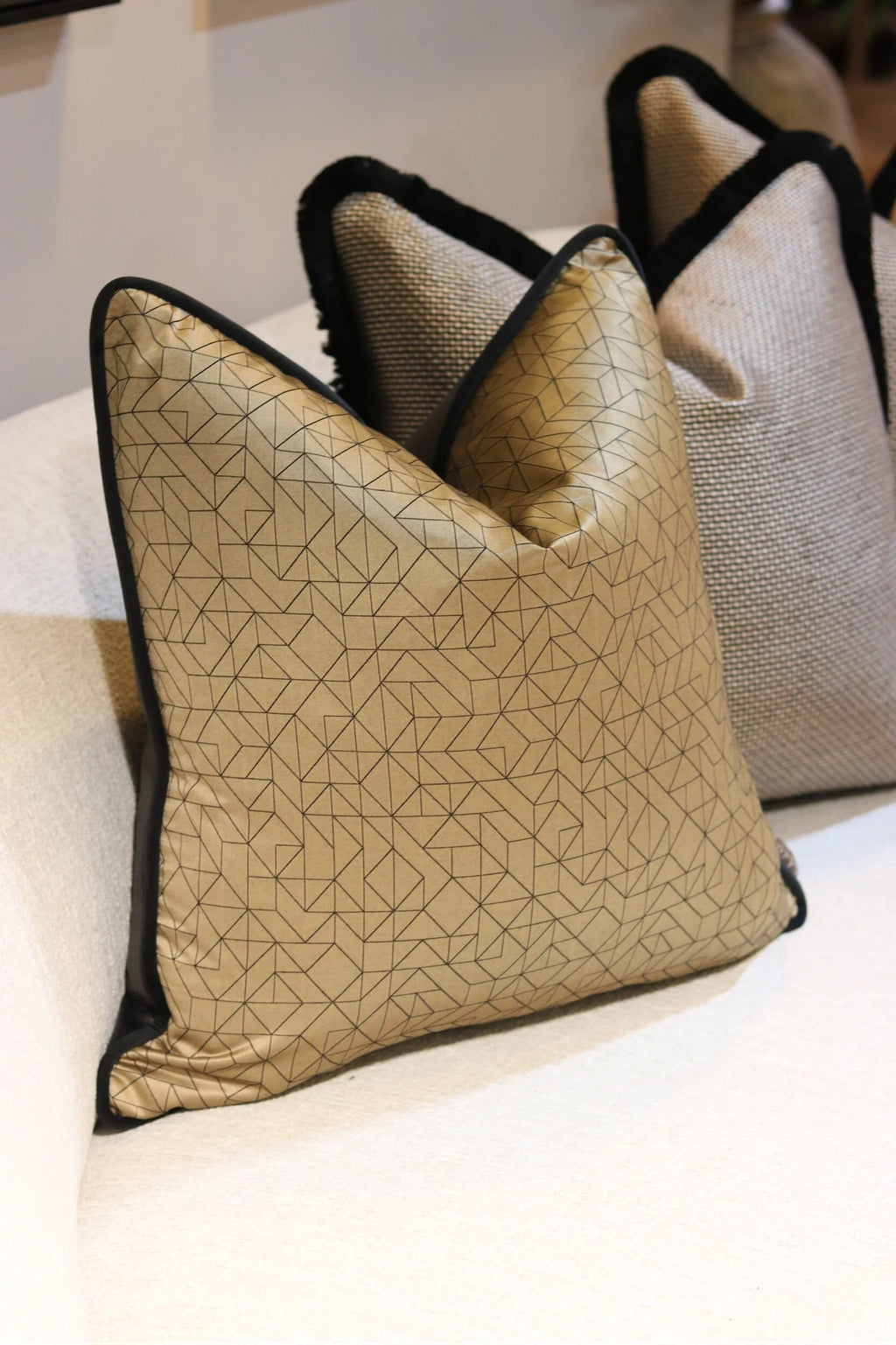 Ares Gold Cushion