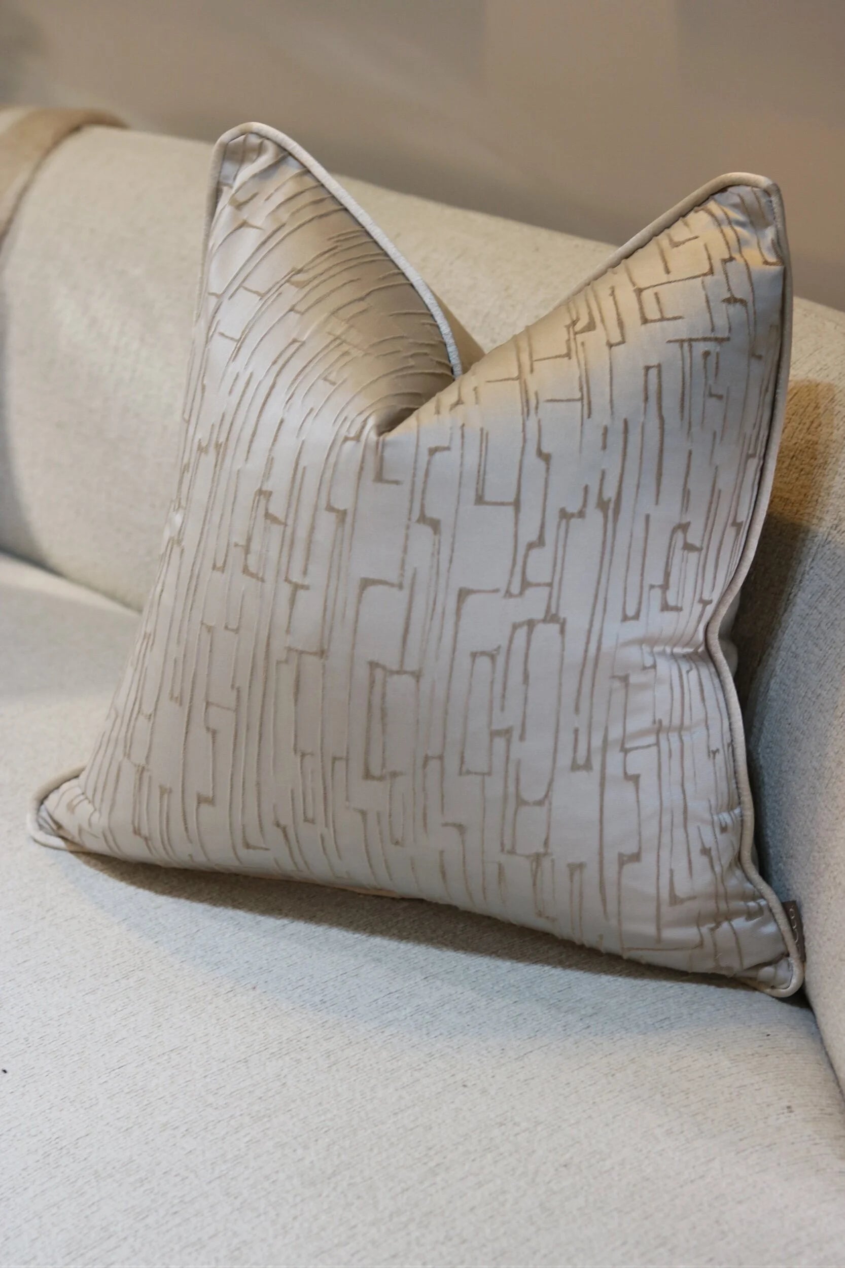 Hera Tusk Cushion