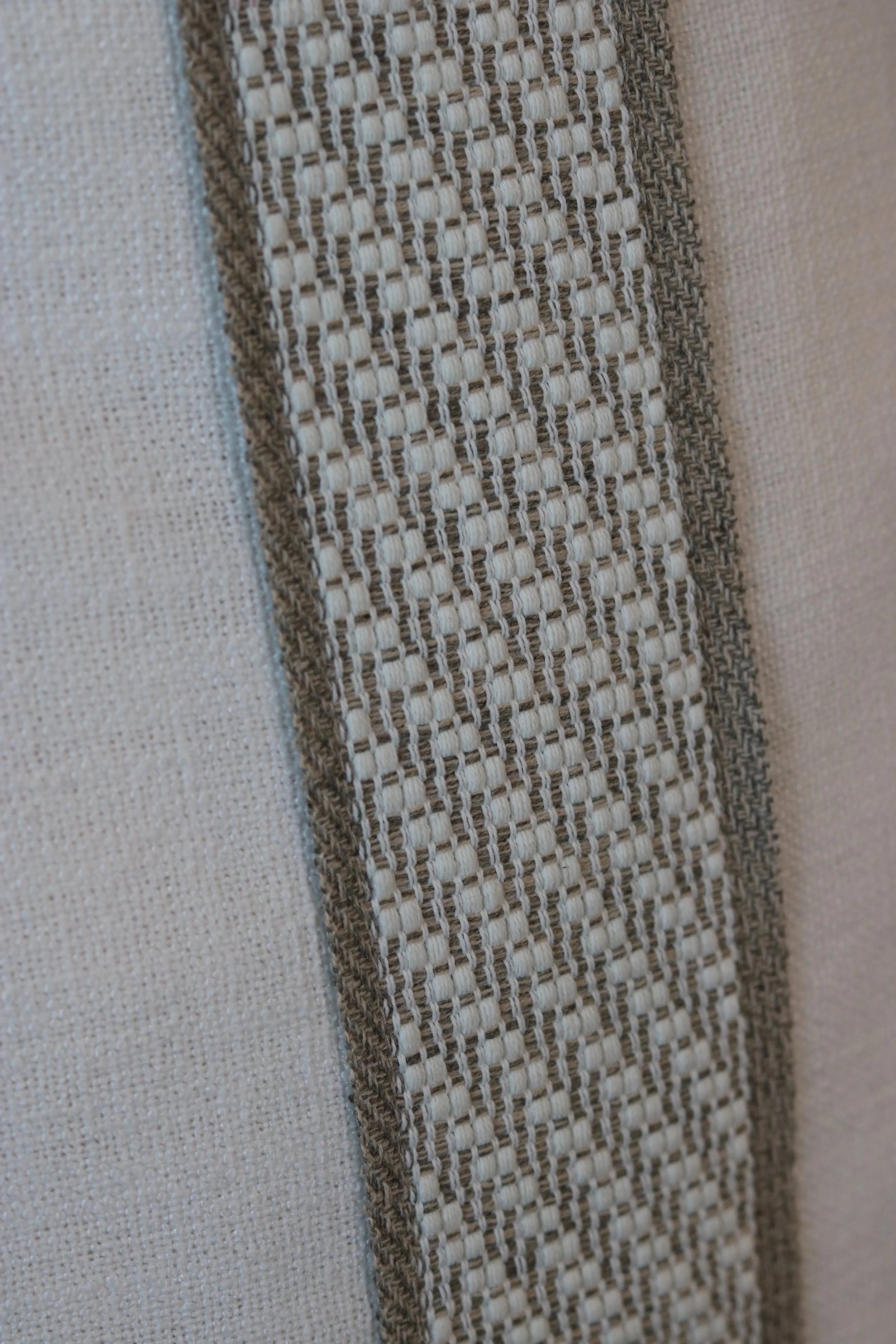 Tubai Linen Cushion