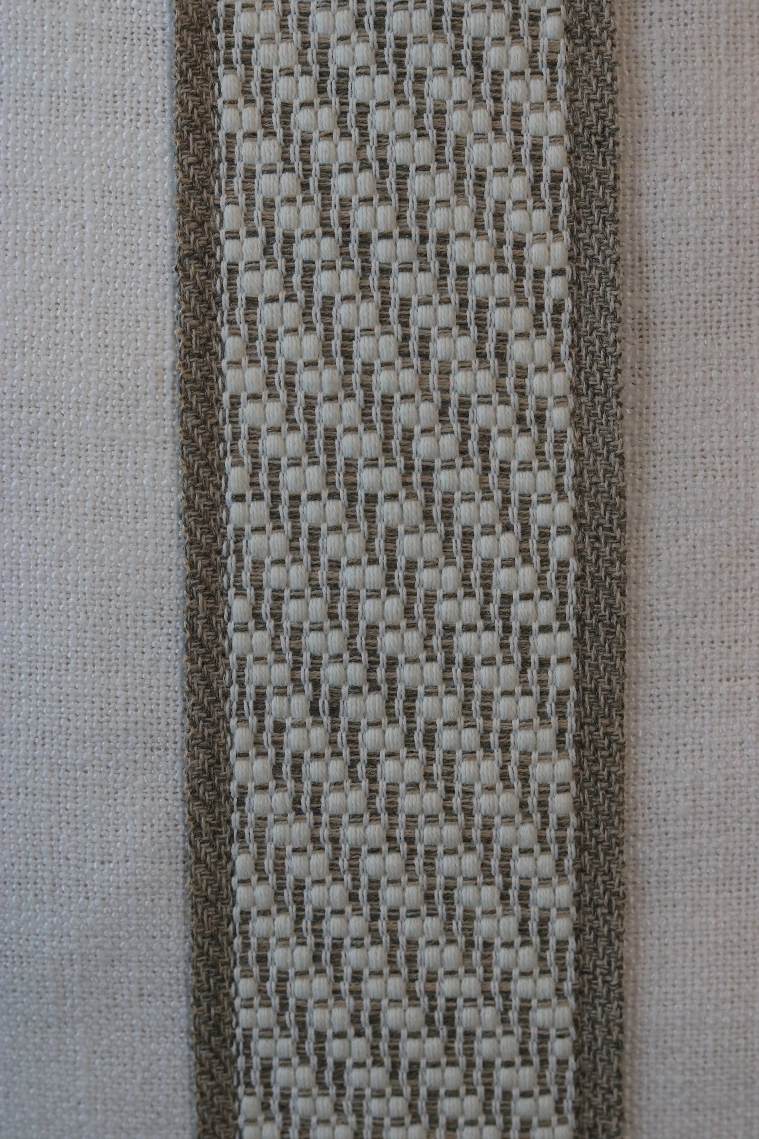 Tubai Linen Cushion