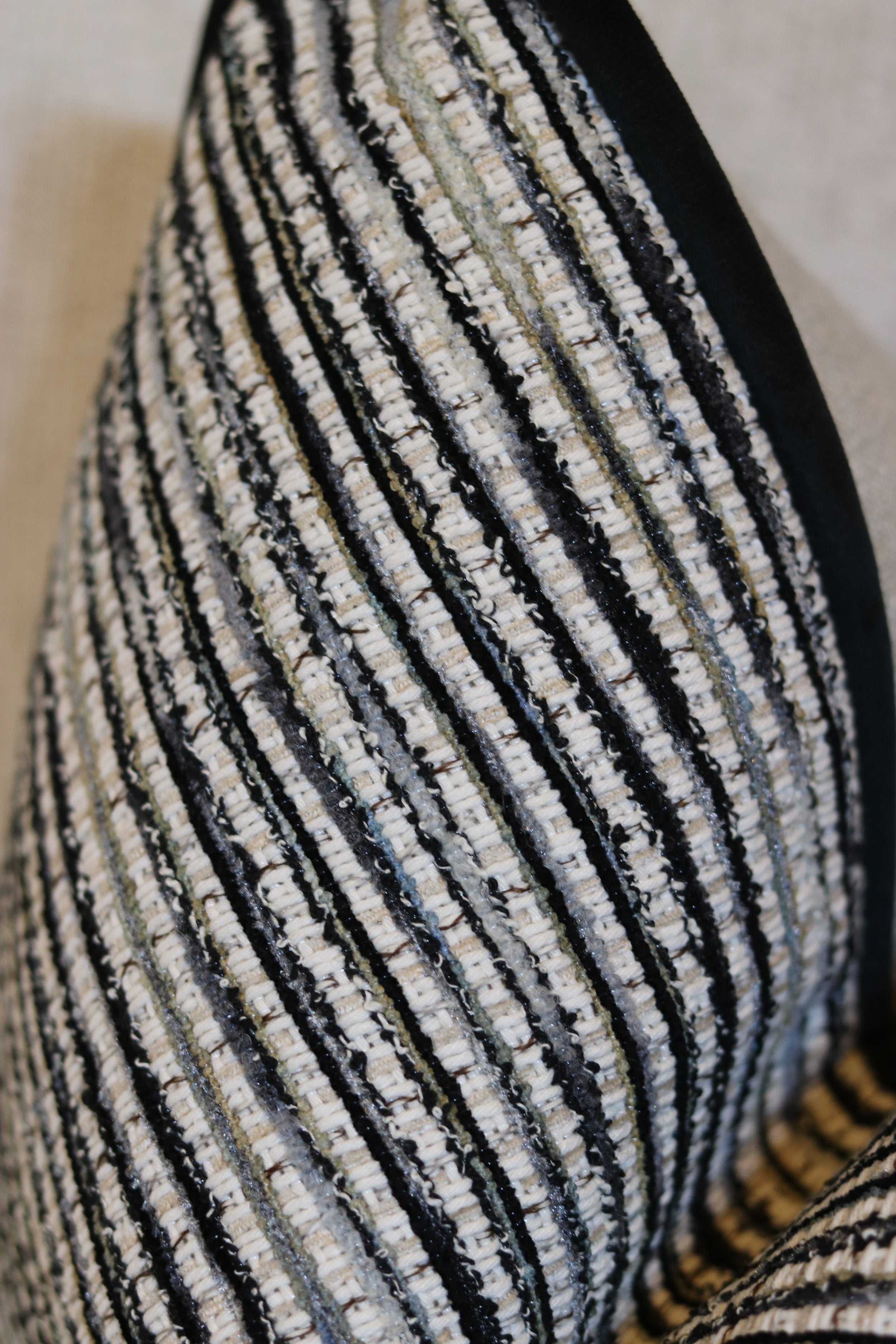 Designers Guild 'Sakiori Graphite'