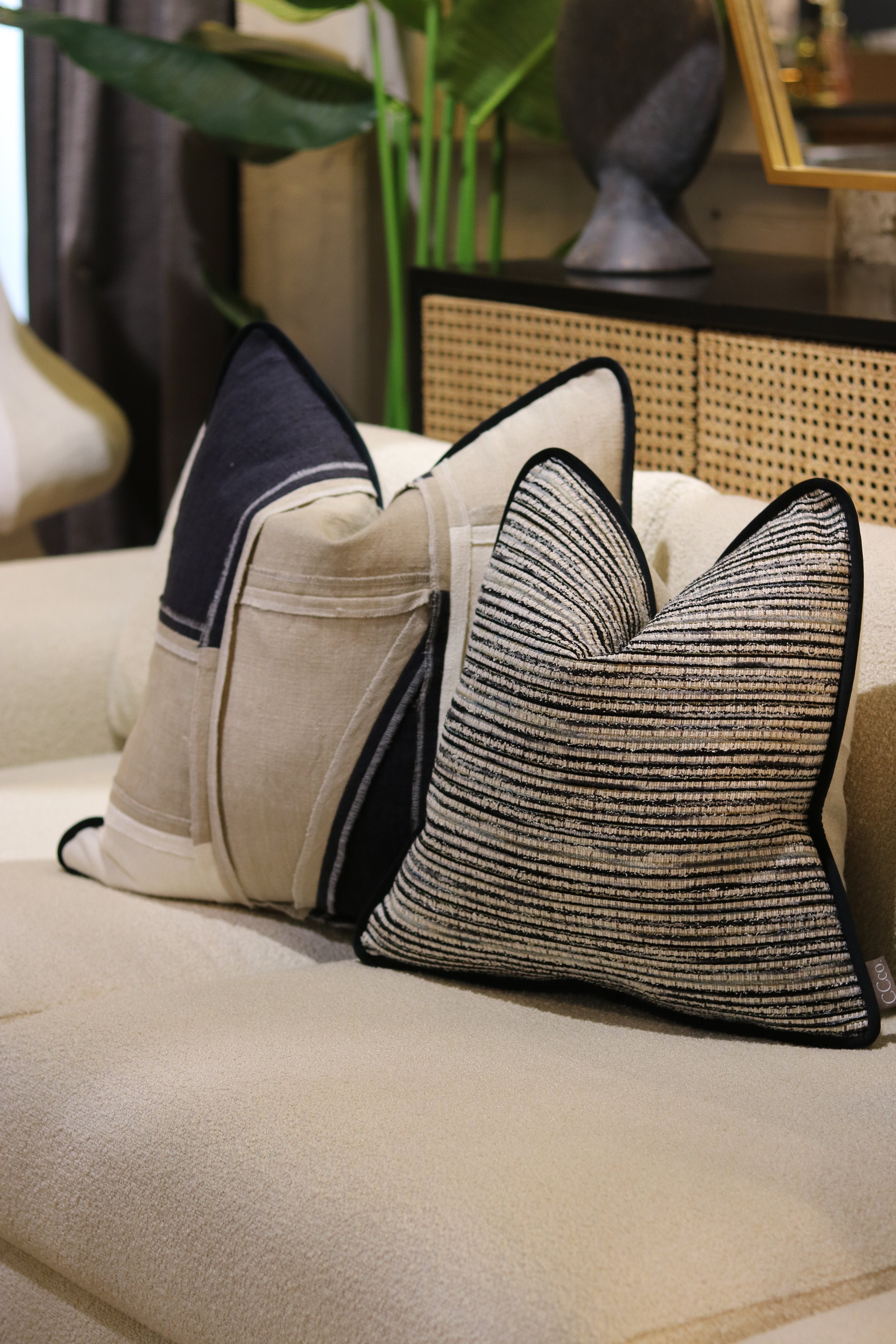 Designers Guild 'Sakiori Graphite'