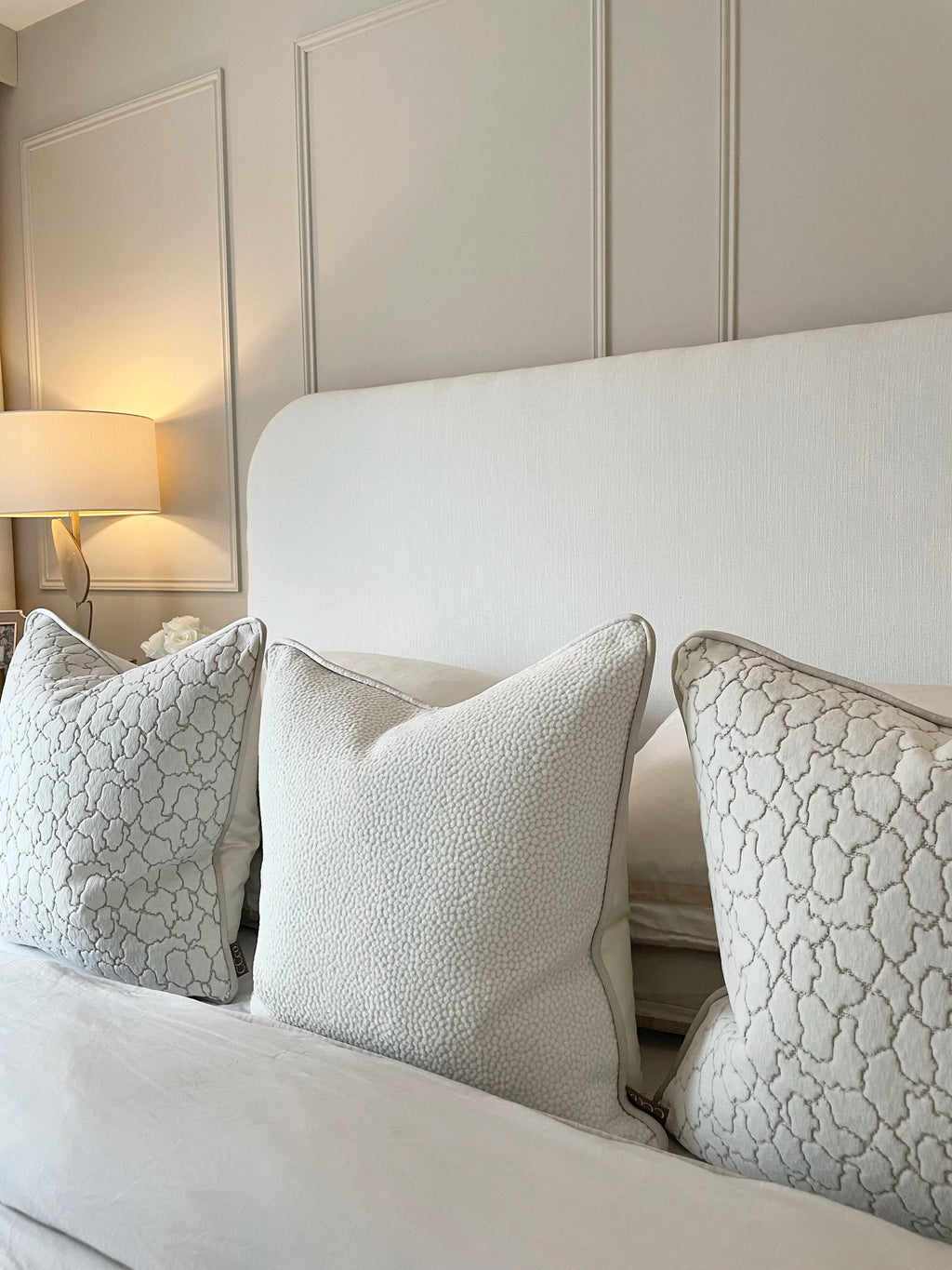 Rodin Chalk Cushion
