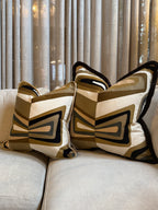 West Dream Praline Noir Cushion