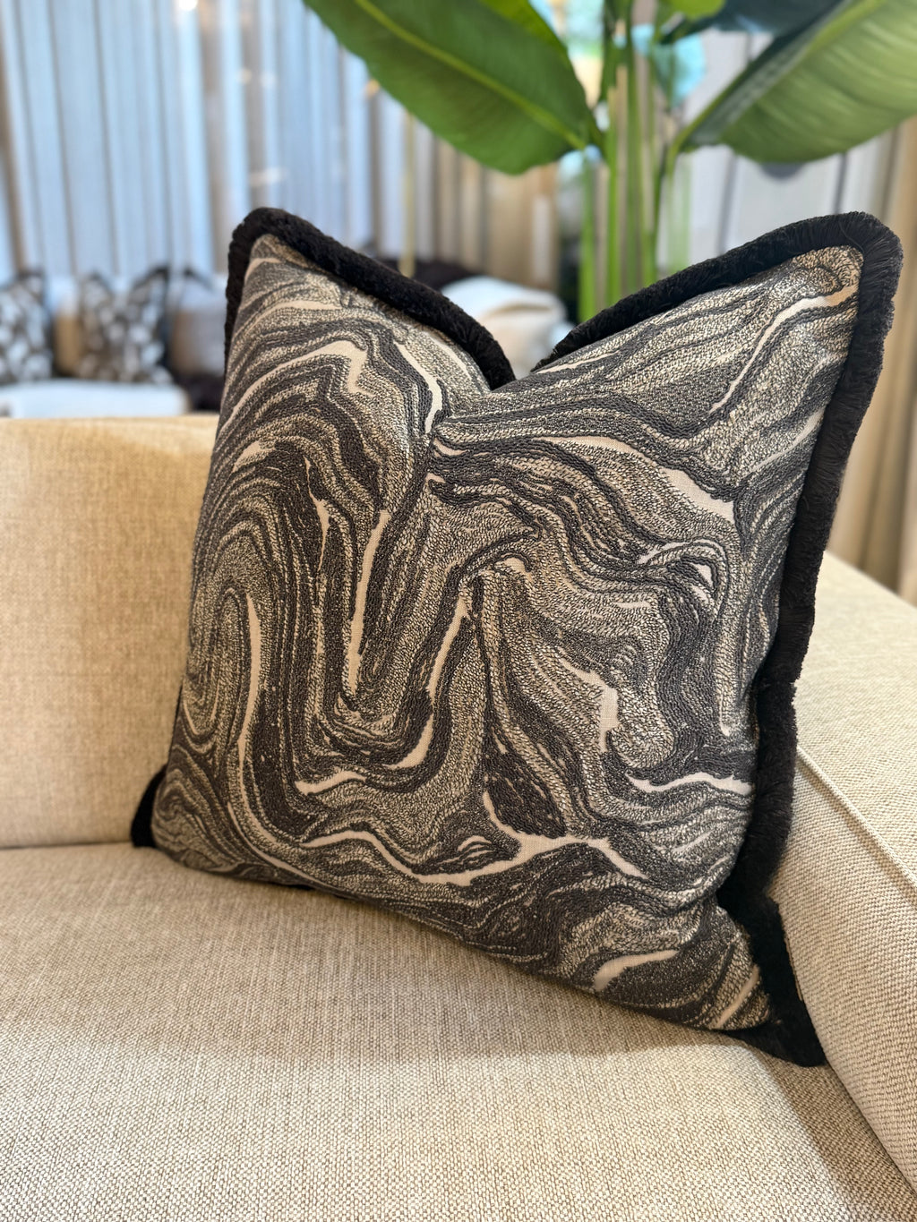 Ondeto Anthracite Cushion
