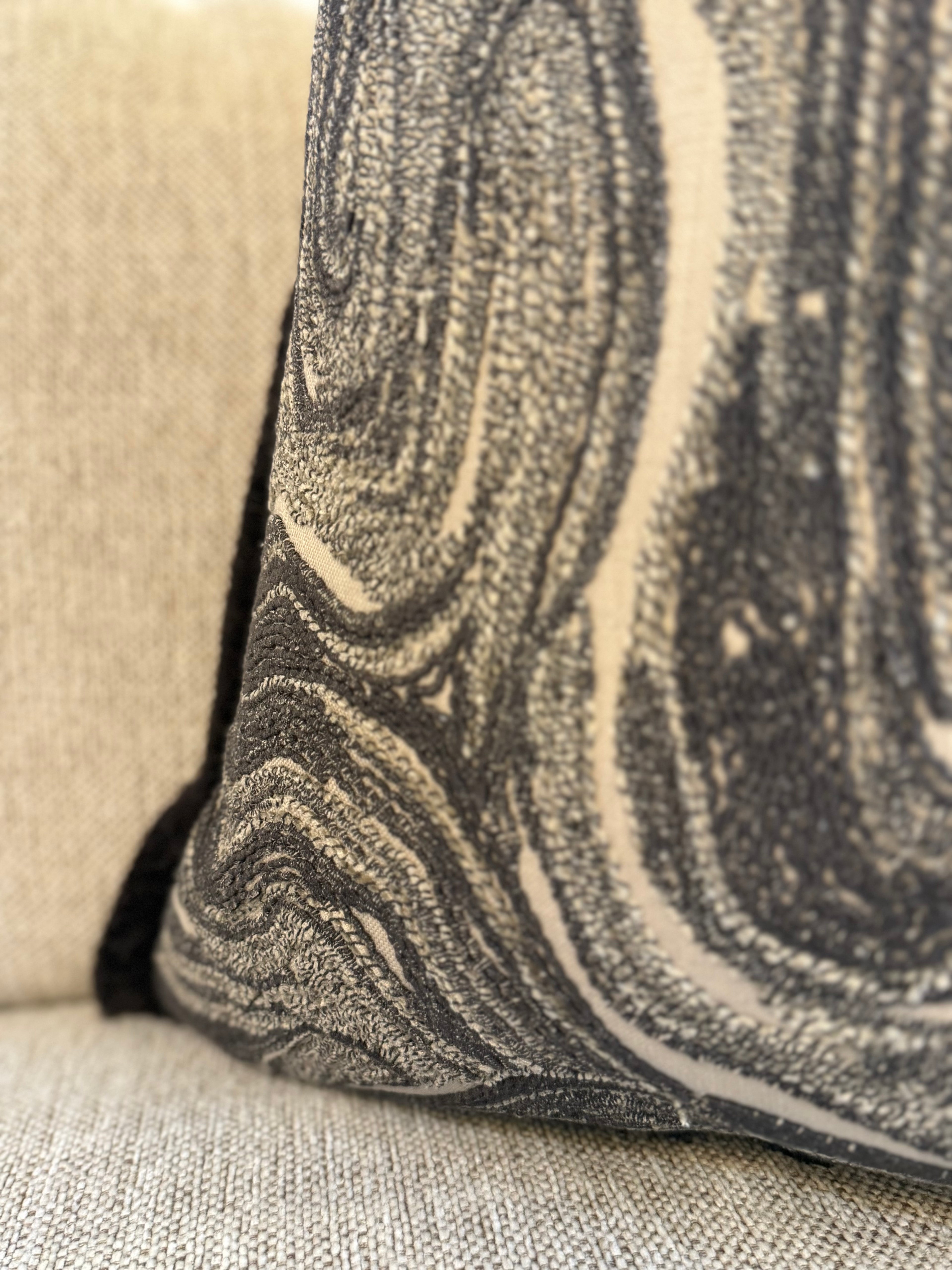 Ondeto Anthracite Cushion