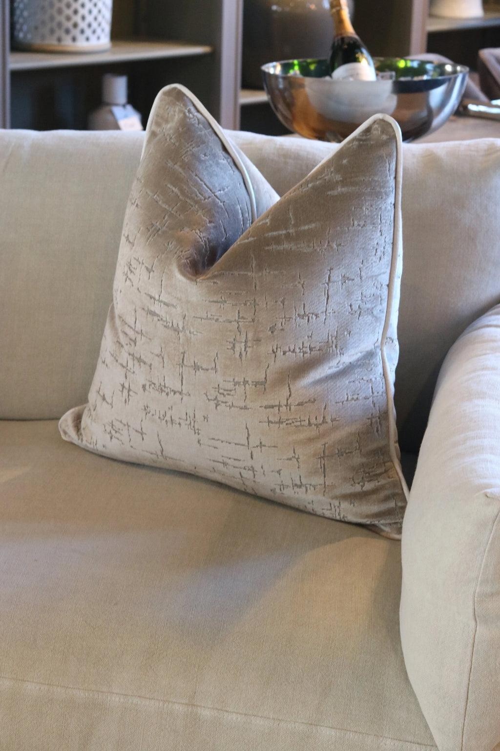 Lilou Champagne Cushion