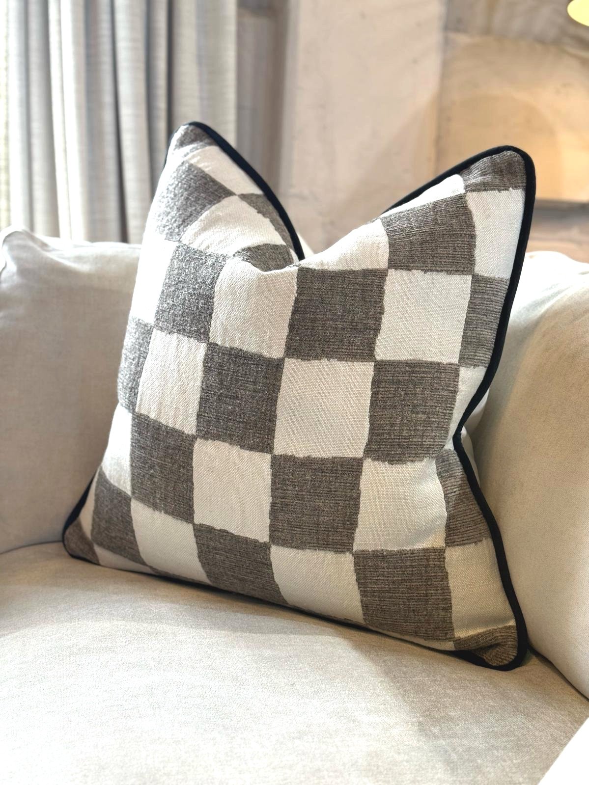 Checkmate Storm Cushion
