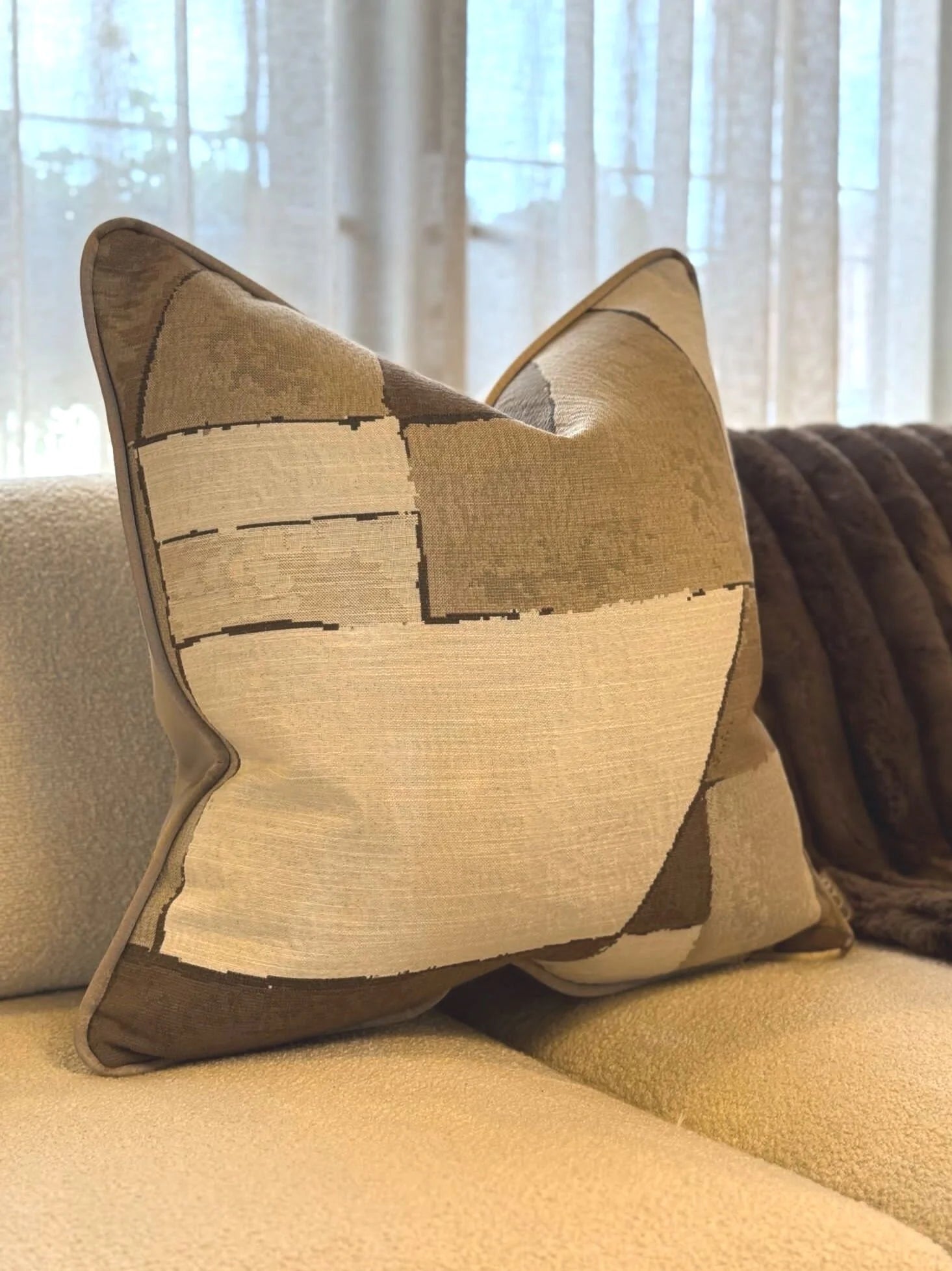 Cubilete Natural Cushion