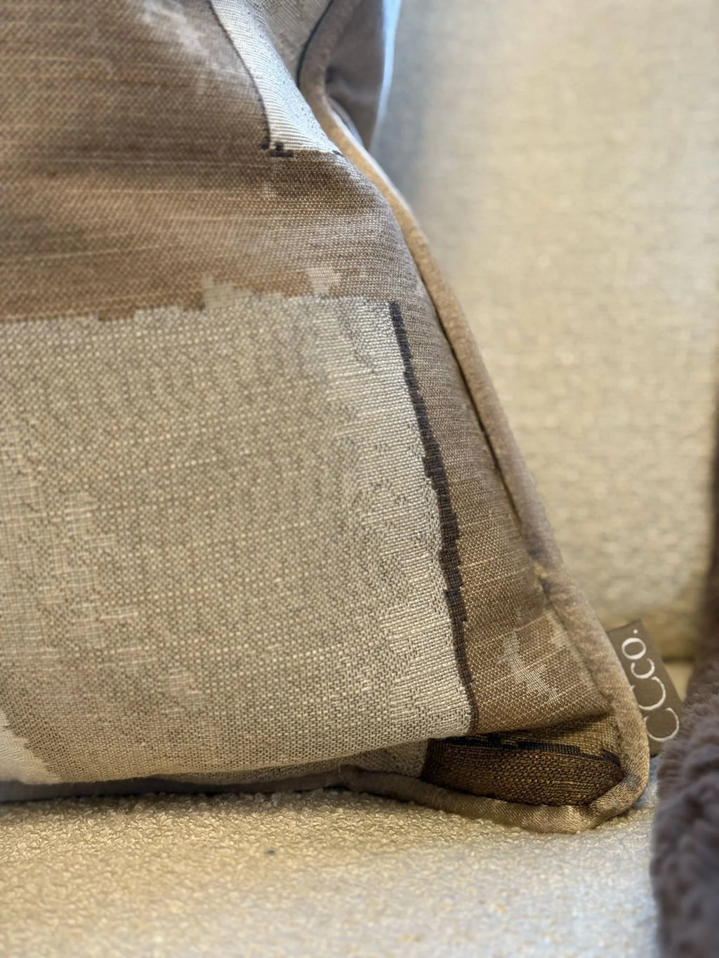Cubilete Natural Cushion