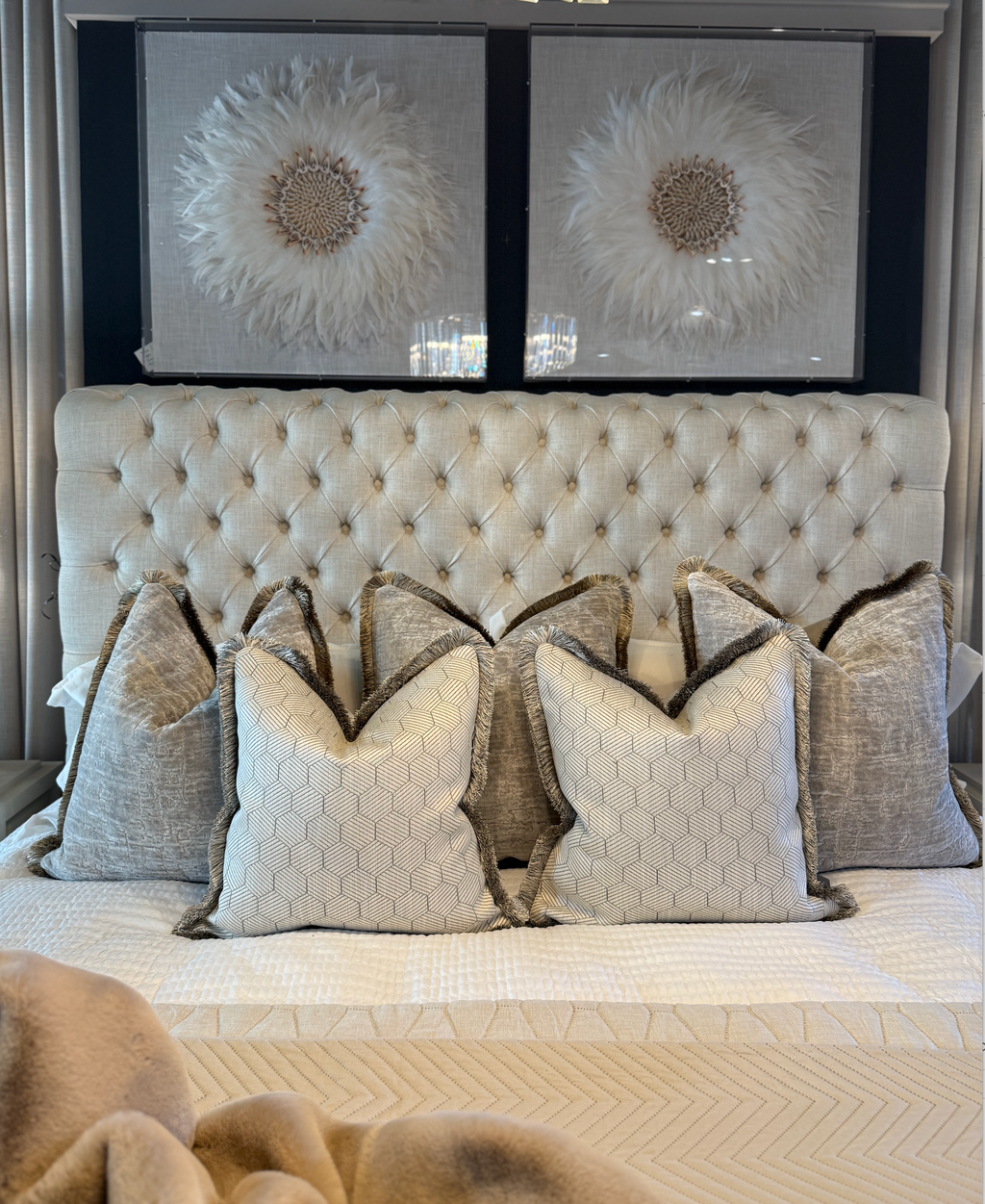 Inza Luxury Bed Cushion Set