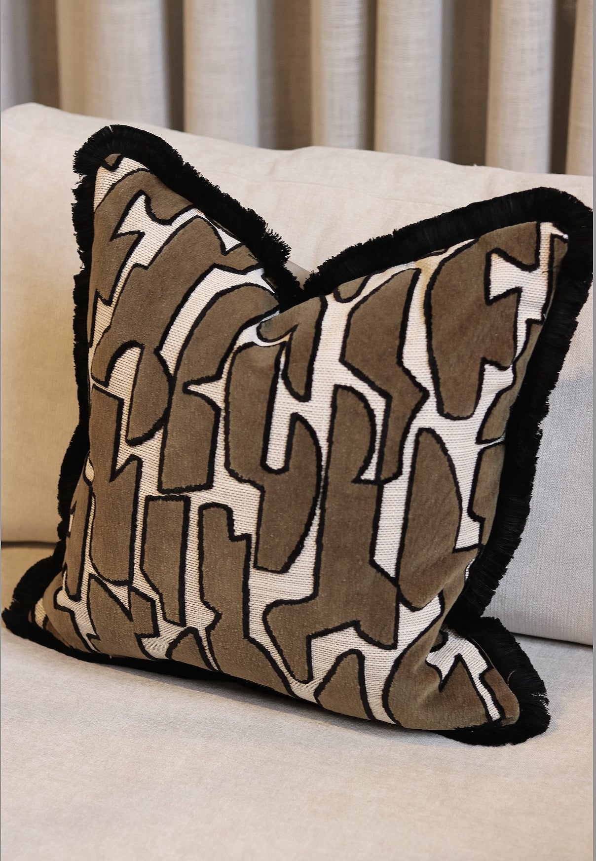 Serac Elm Cushion