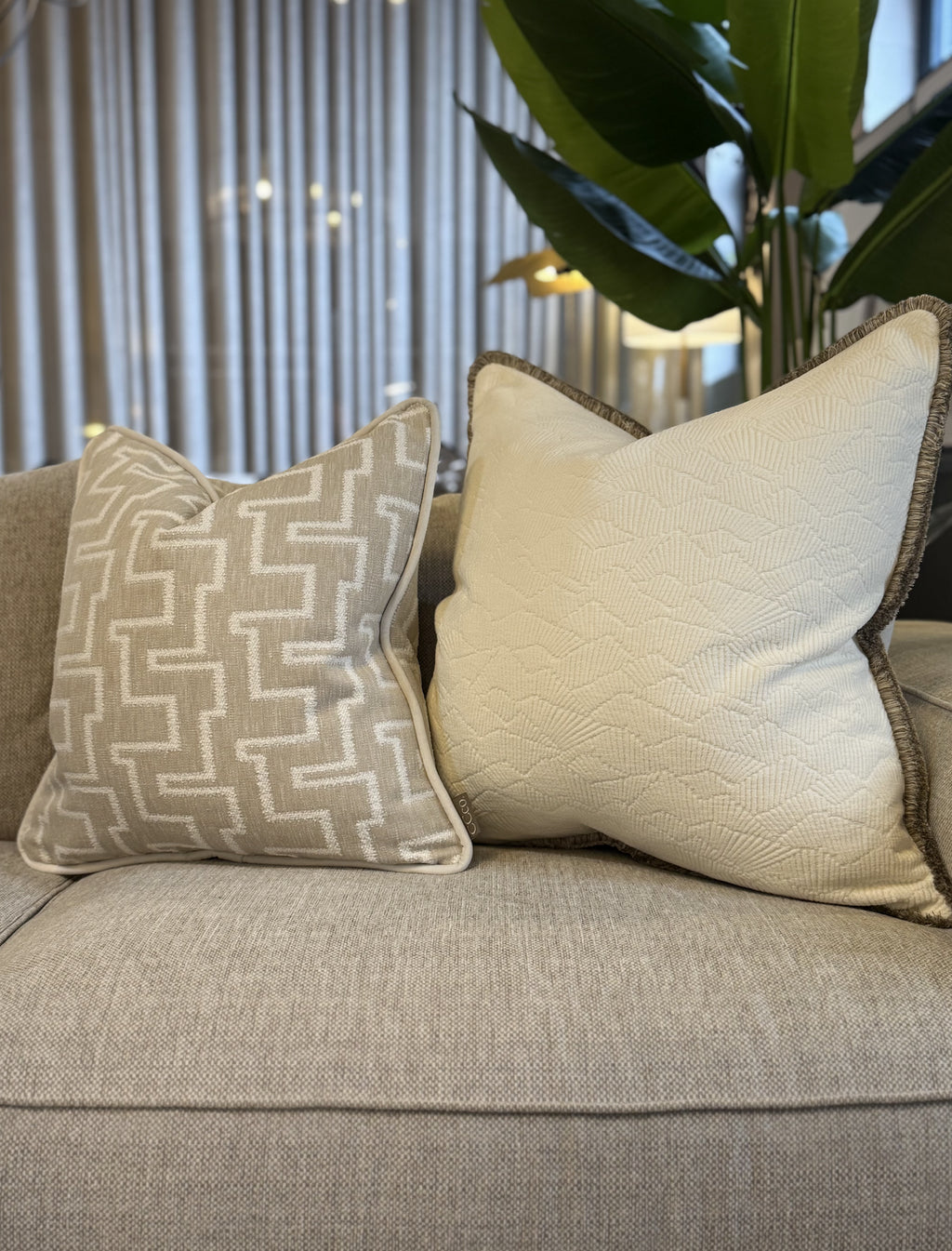 Dara Chalk Cushion