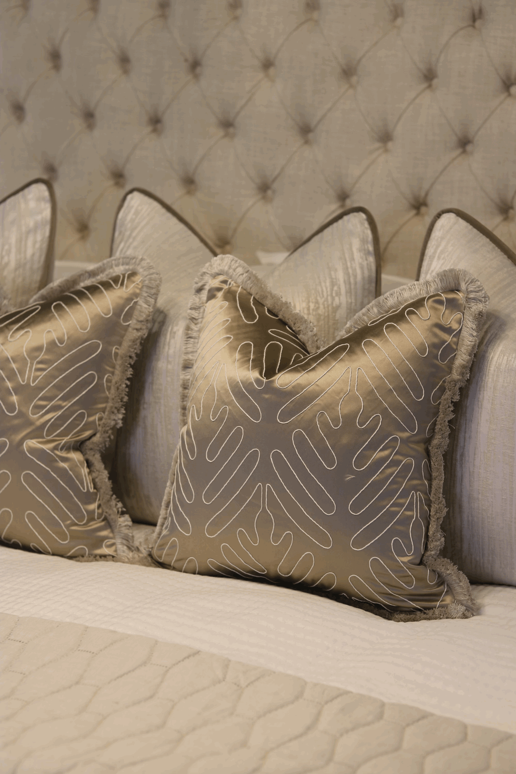 Limited Edition 'Thornby Ivory' Bed Cushion Set