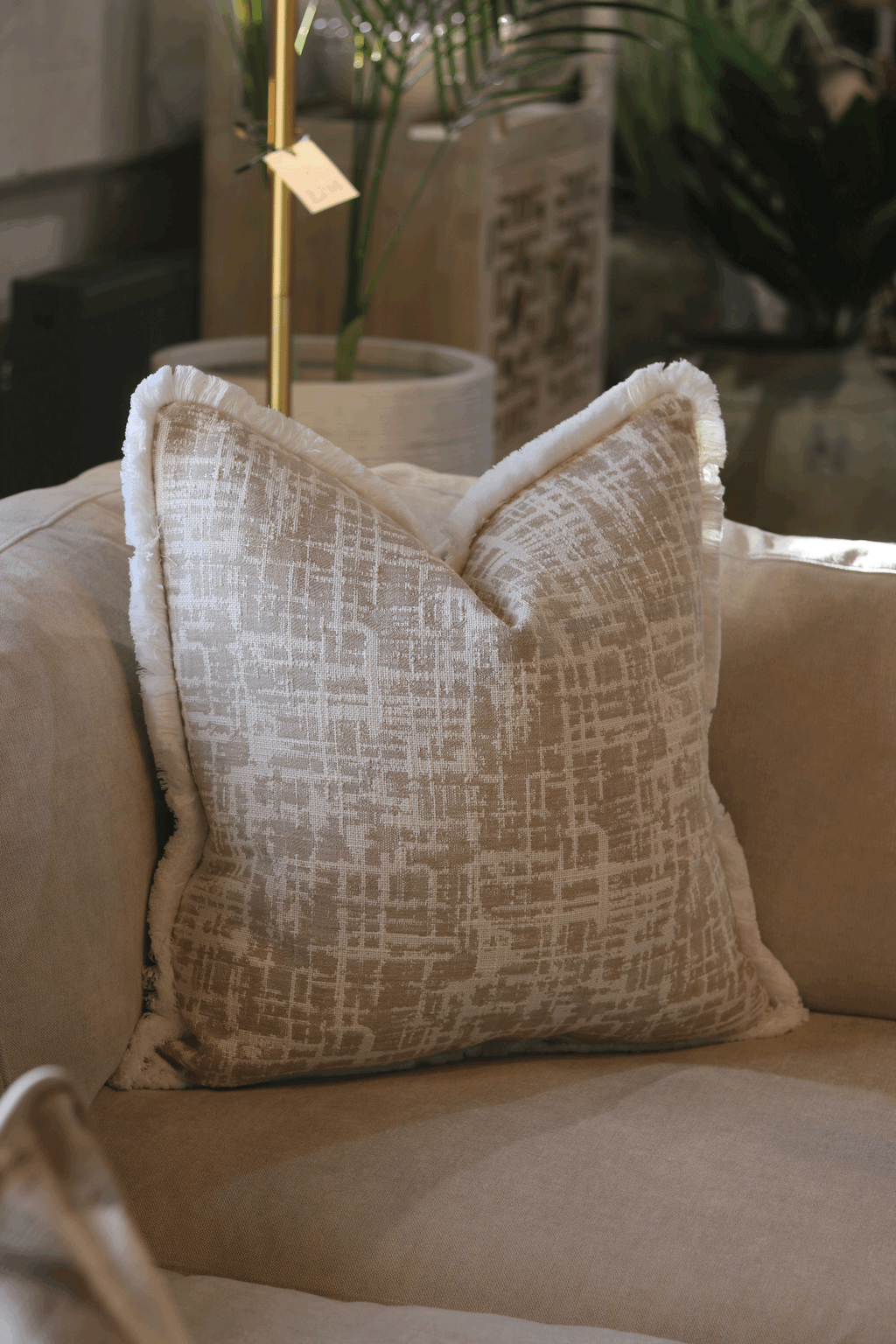 Carden Pebble Cushion