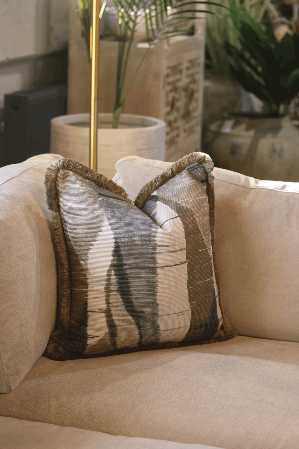Rafiki Raven Cushion