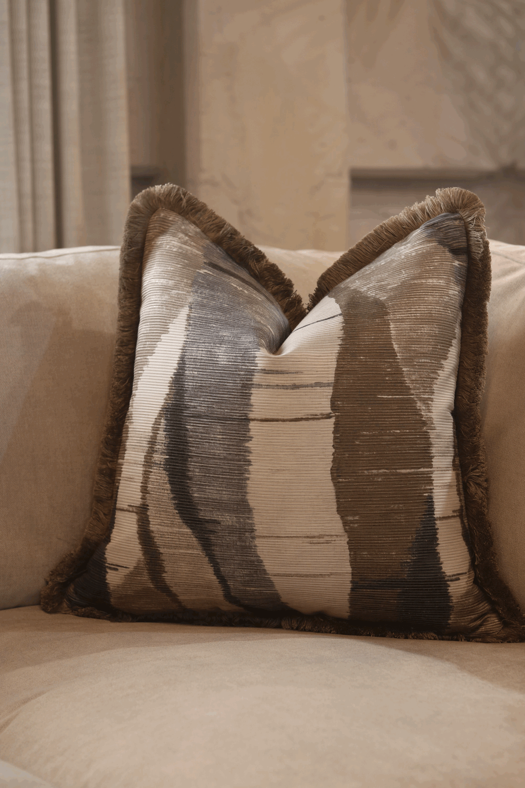 Rafiki Raven Cushion