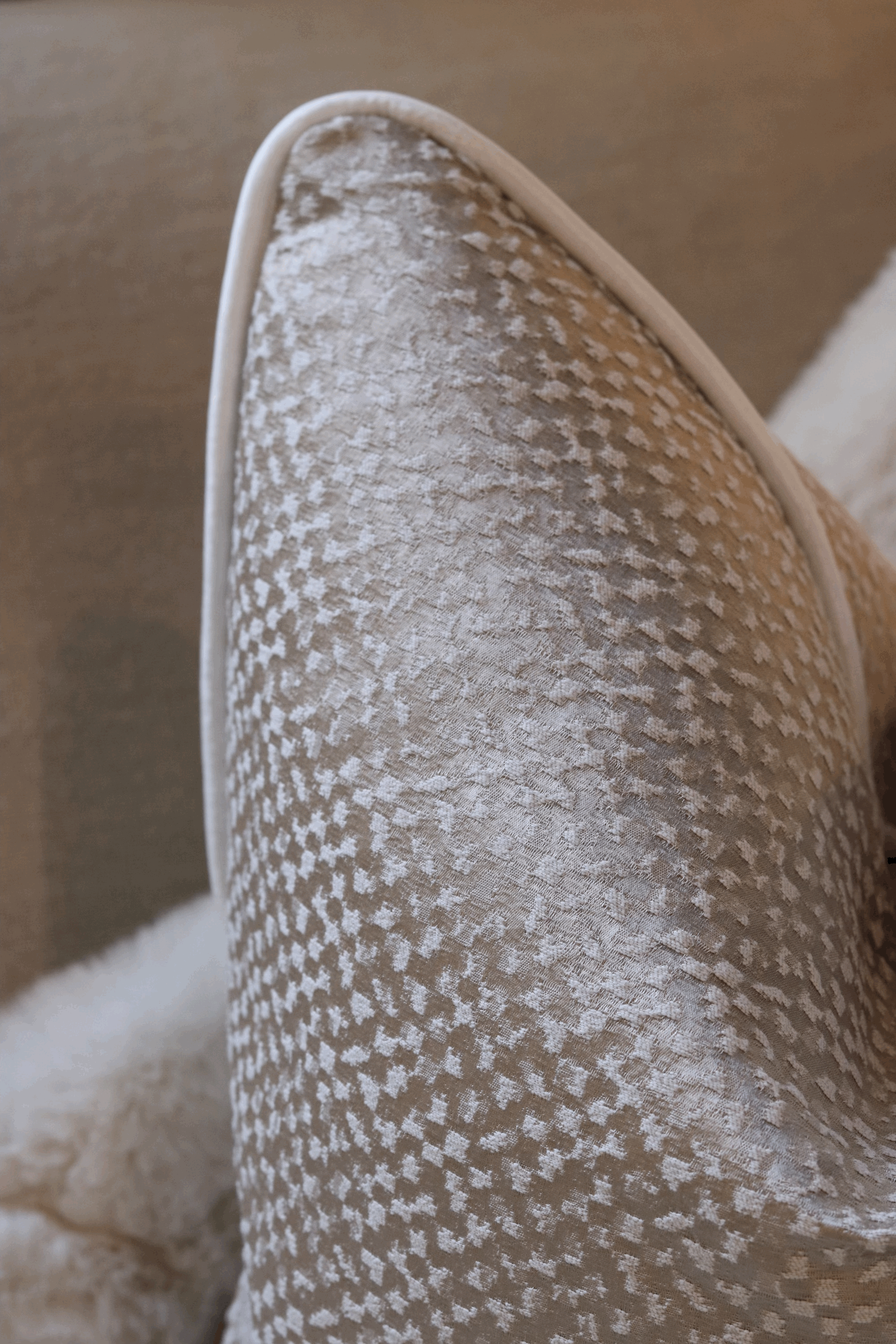 The Pearl Sofa Cushion Set